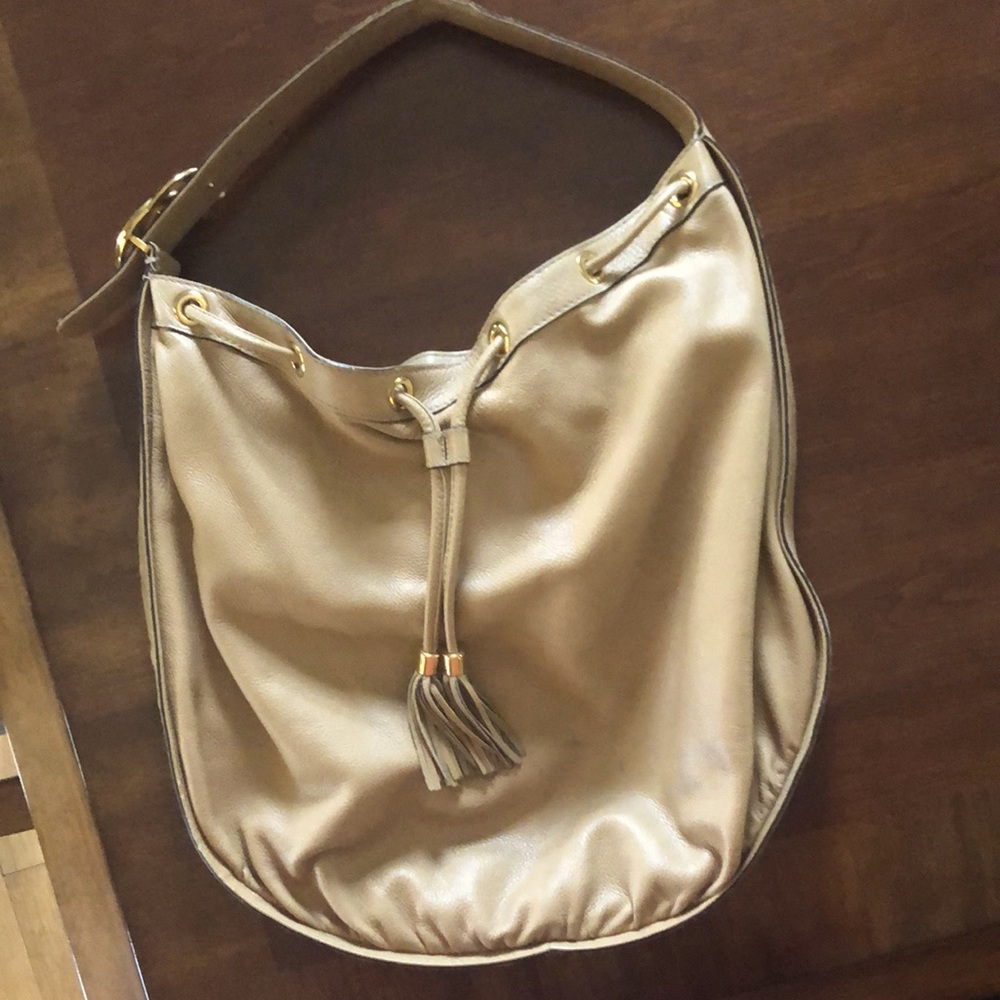Gucci bucket bag